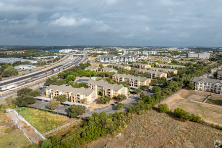 Silver-Springs-Apartment-Homes (15)